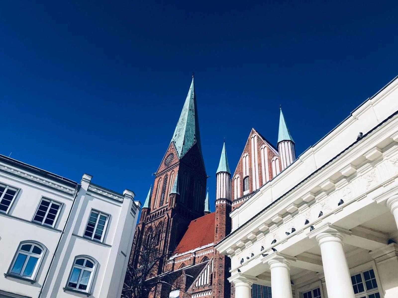 Stilvolle Ferienwohnung Am Stadthafen Schwerin 슈베린 외부 사진